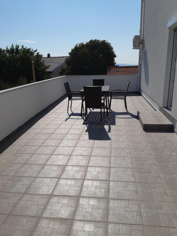 Apartmani Frano Vodice Exterior photo