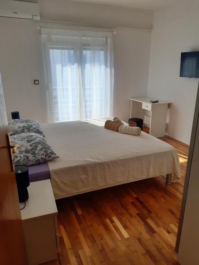 Apartmani Frano Vodice Exterior photo