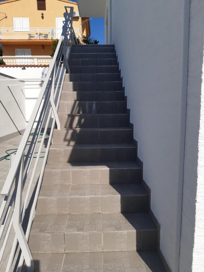 Apartmani Frano Vodice Exterior photo